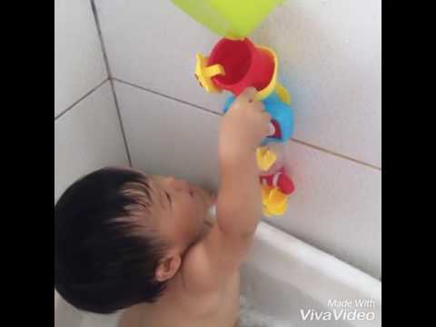浴室轉轉樂 幼兒 洗澡 旋轉 玩具 勺子 噴水 動物