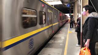 2124次800型區間車往基隆進入樹林站