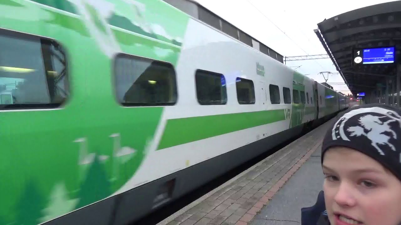 Junia Seinäjoen rautatieasemalla