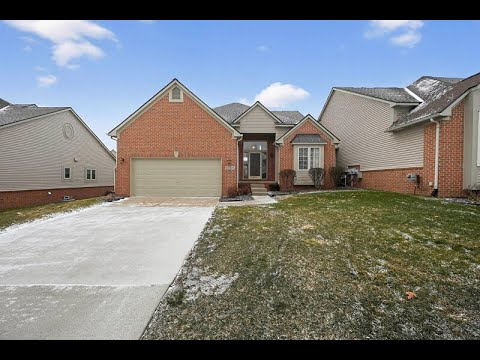 6166 Lochmore Drive, Commerce Township, MI home video tour