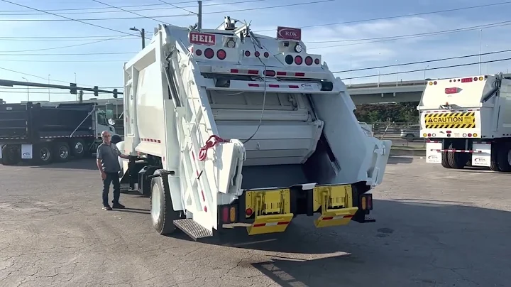 2014 Kenworth T370 20 yd Heil Rear Loader Garbage Truck - 108473