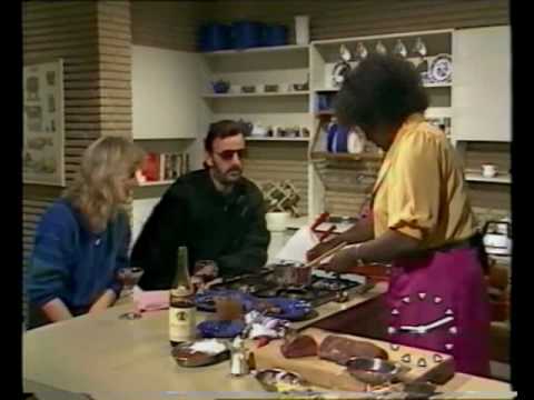 Ringo Starr in the kitchen with Rustie Lee on TV-a...