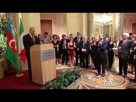 Video: Mentre Si Celebra La Giornata Della Stampa Nazionale Dell'Azerbaigian