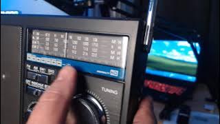 UNBOXING Yewrich YR RU8 4 band AM FM Shortwave MP# player Bluetooth radio