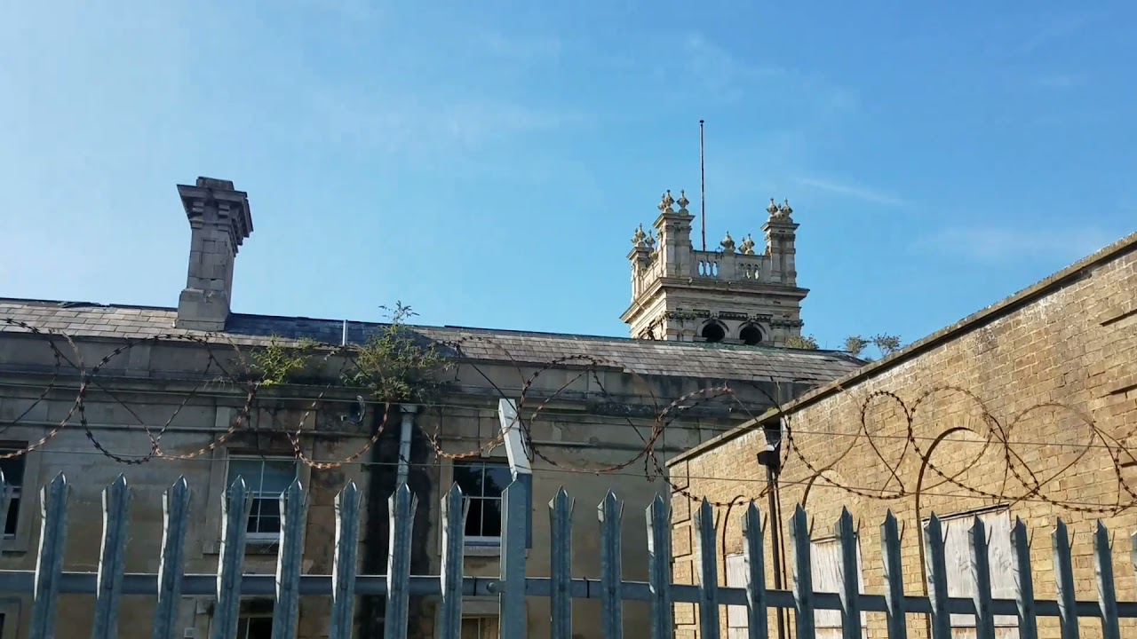 ABANDONED OVERSTONE HALL ABANDONED UK