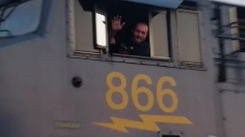 [CSX]866 ES44AH-ES44AH Leads U342-02 Empty Coal Train With Mr B Waving In Fay NC NB