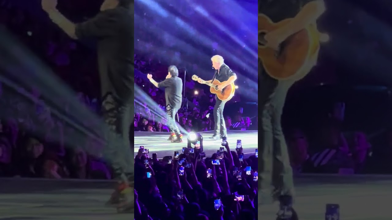 Air Supply - “Here I Am” LIVE at Philippine Arena | Legendary Performance