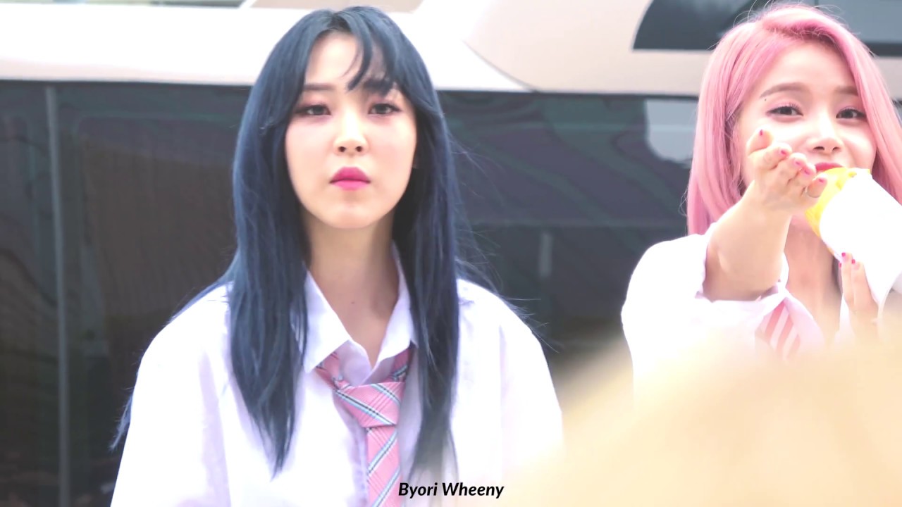 [4K/FANCAM]  170624 음악중심 미니팬미팅 (문별 focus)