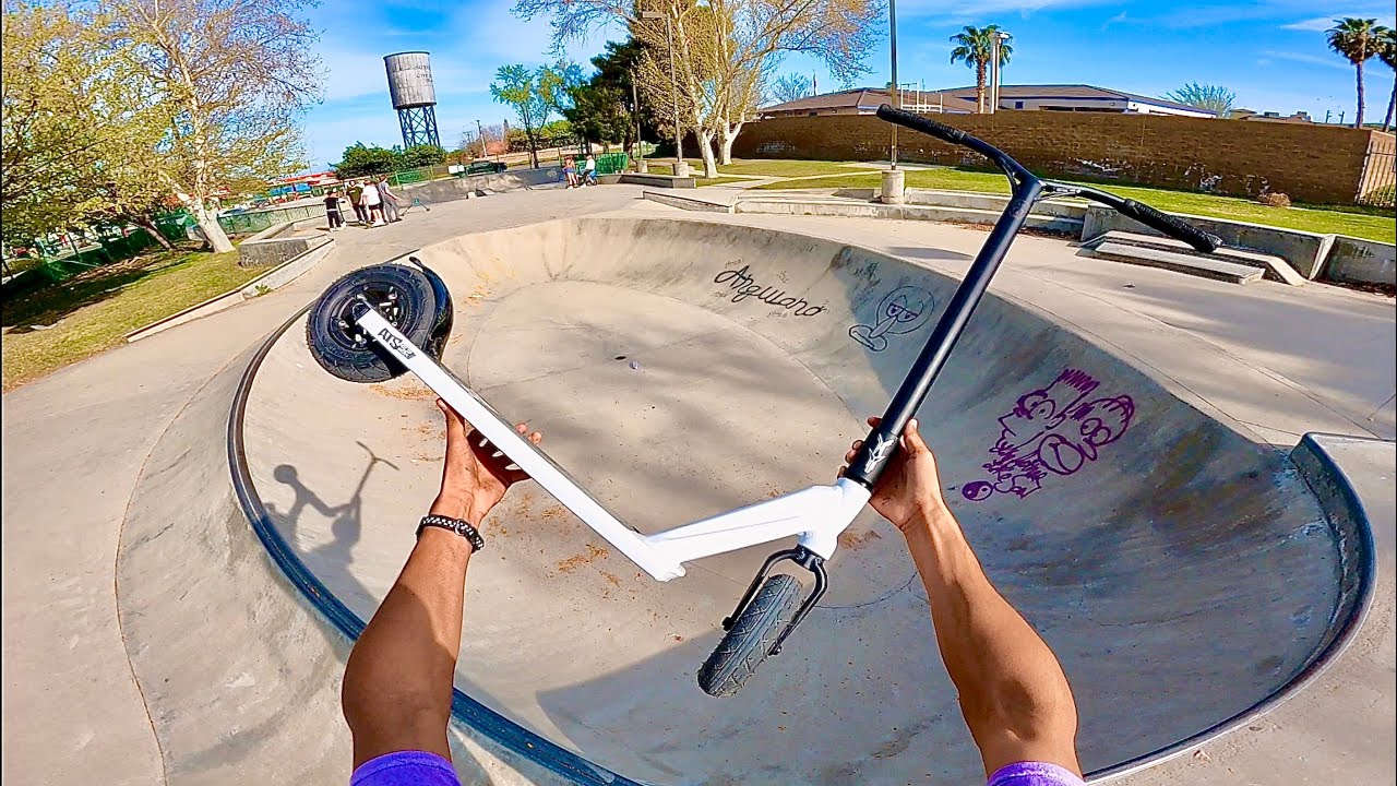 Riding a Dirt Scooter at the Skatepark!