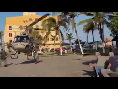 Homem embriagado tenta se pendurar no helicóptero da PM em SC