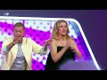 Hvem holder masken | Program 8: Fællessang | TV 2 PLAY