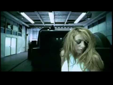 Paulina Rubio - Y Yo Sigo Aqui