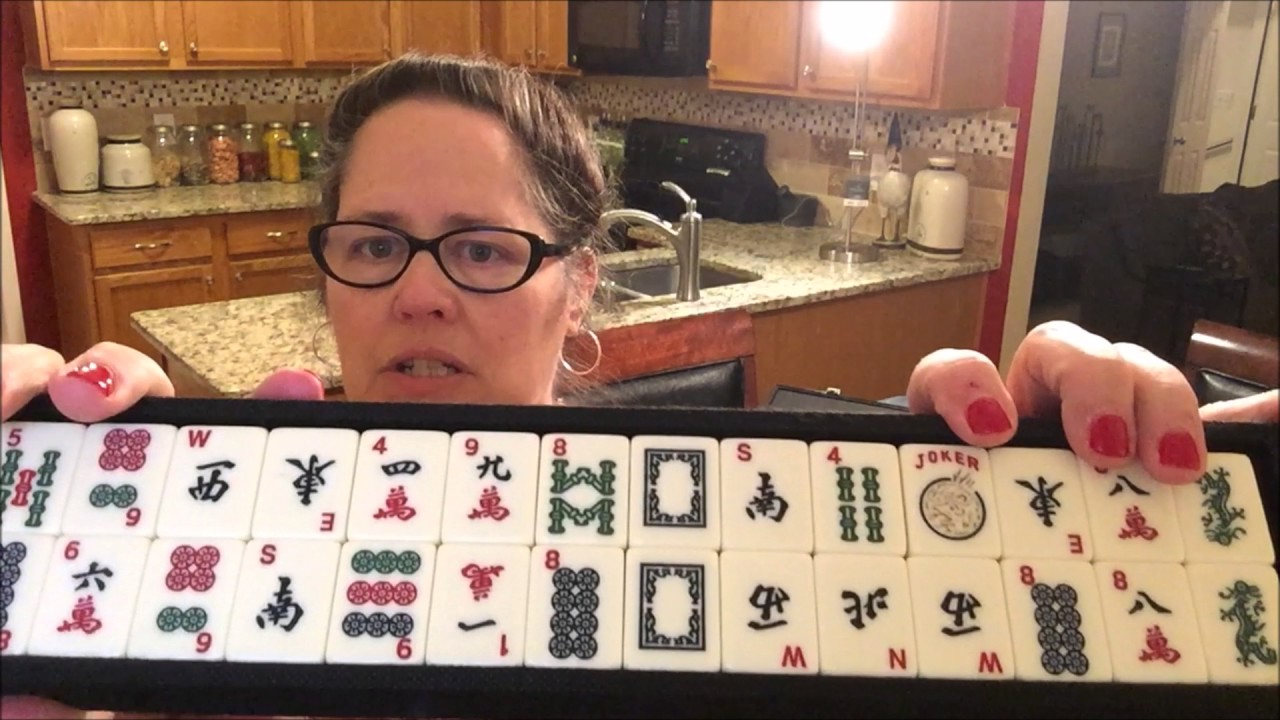 Gammon Village White Swan Mahjong Set