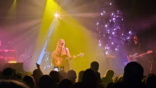 @freyaridings9466 - Weekends (Live @cardiffuniversity 2023)