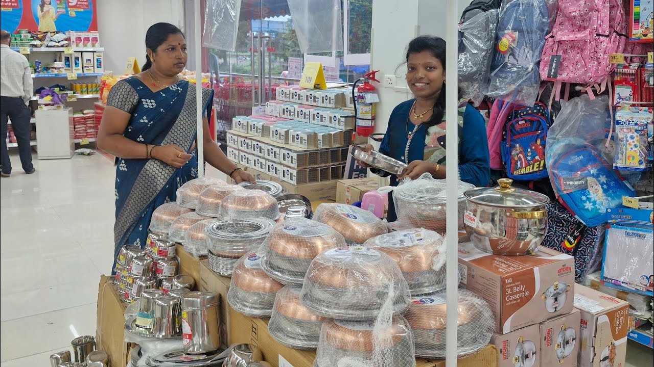 आज मम्मीसोबत गेलो मॉल ला😍भरपुर खरेदी केली 😊 खूप सारे भांडे 🤗 मस्त रेसिपी केली 😊