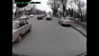 Алматы. Парковка под запрещающим знаком 20150225 1459