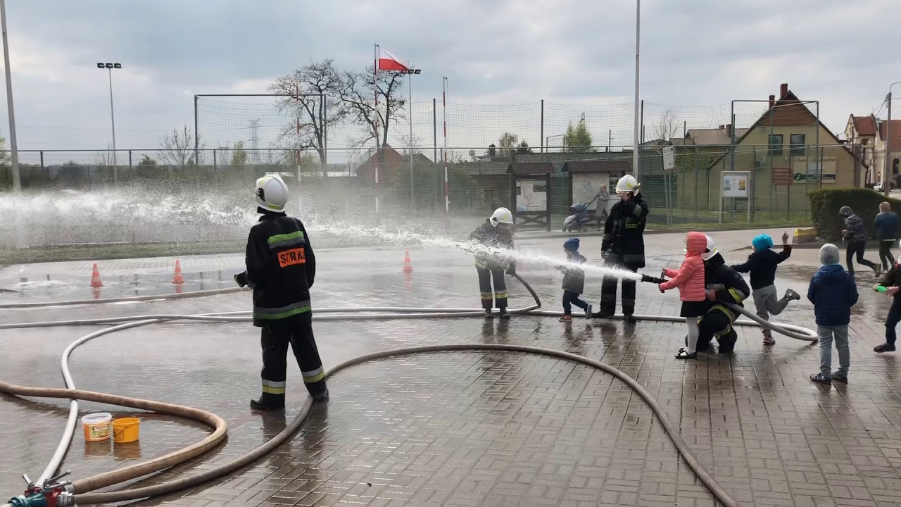 Strażacki śmigus-dyngus w Przygodzicach (22.04.2019)