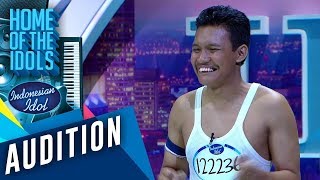 Eeeooo! Freddie Mercury alias Ariep, lagi audisi tapi kedinginan - AUDITION 2 - Indonesian Idol 2020