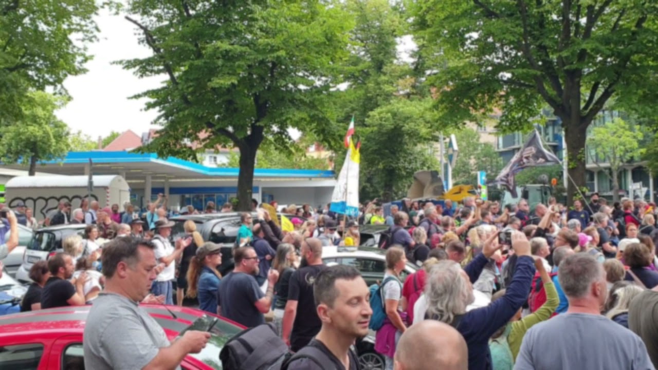 Berlin 01 08 2021 Querdenker Kessel Fürstenplatz 3