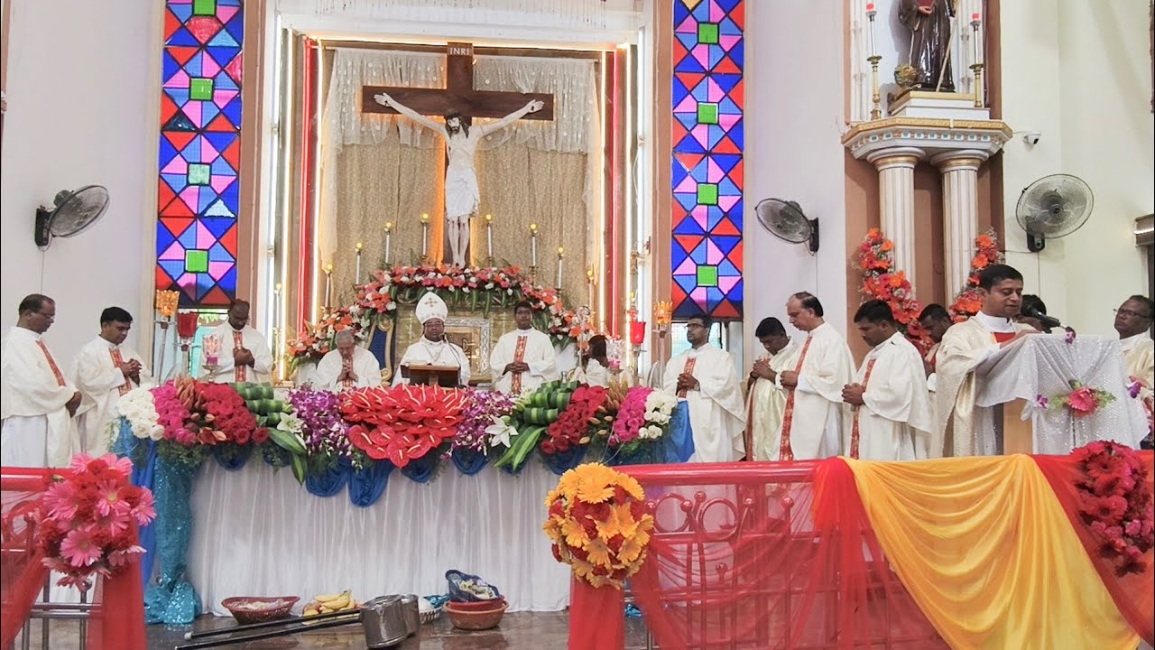 ಪವಿತ್ರ ಜಪಮಾಲೆ ರಾಣಿಯ 364ನೇ ವರ್ಷದ ವಾರ್ಷಿಕೋತ್ಸವದ ಆಡಂಬರ ಗಾಯನ ದಿವ್ಯಬಲಿಪೂಜೆ(07-10-2025)