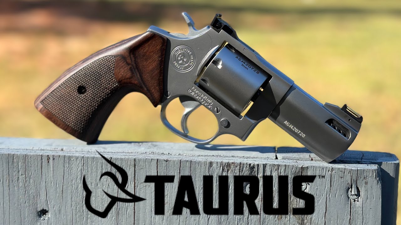 692 Executive Grade 3'' 7Rds (.357 MAG/38SPL +P/9MM) | Taurus