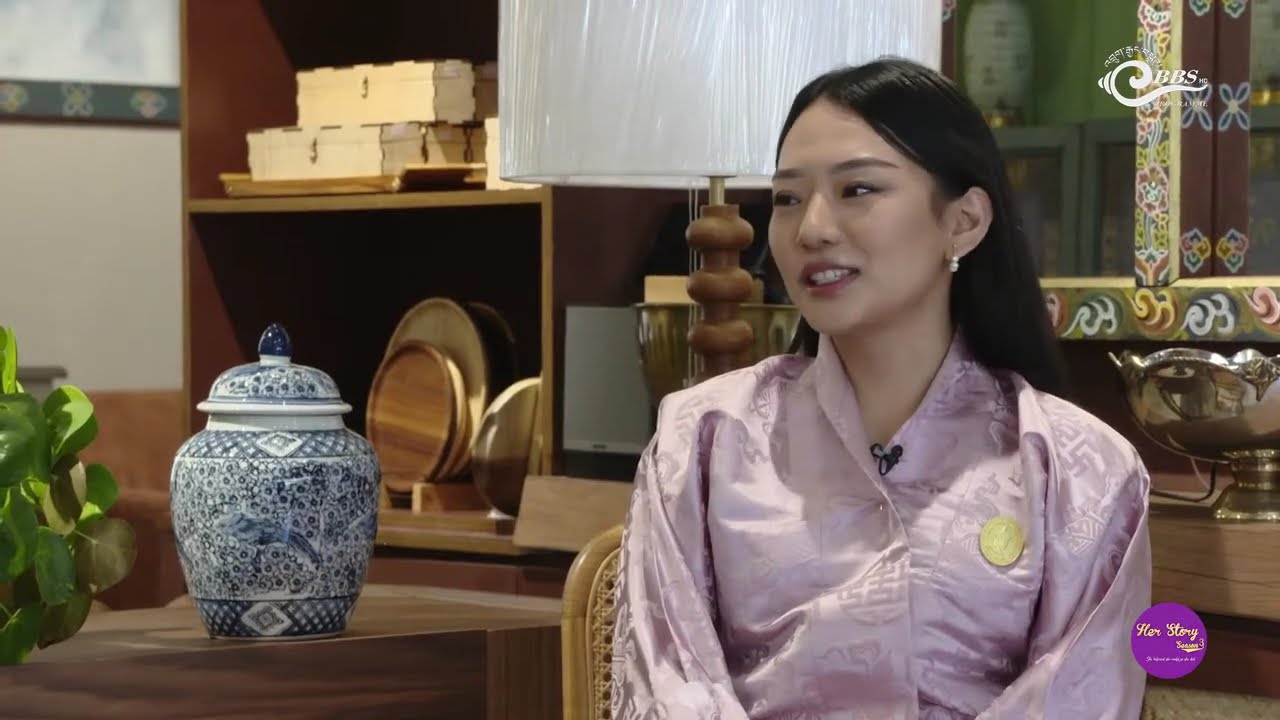 𝗛𝗲𝗿 𝗦𝘁𝗼𝗿𝘆 𝘄𝗶𝘁𝗵 𝗟𝗲𝗰𝘇𝗶𝗻