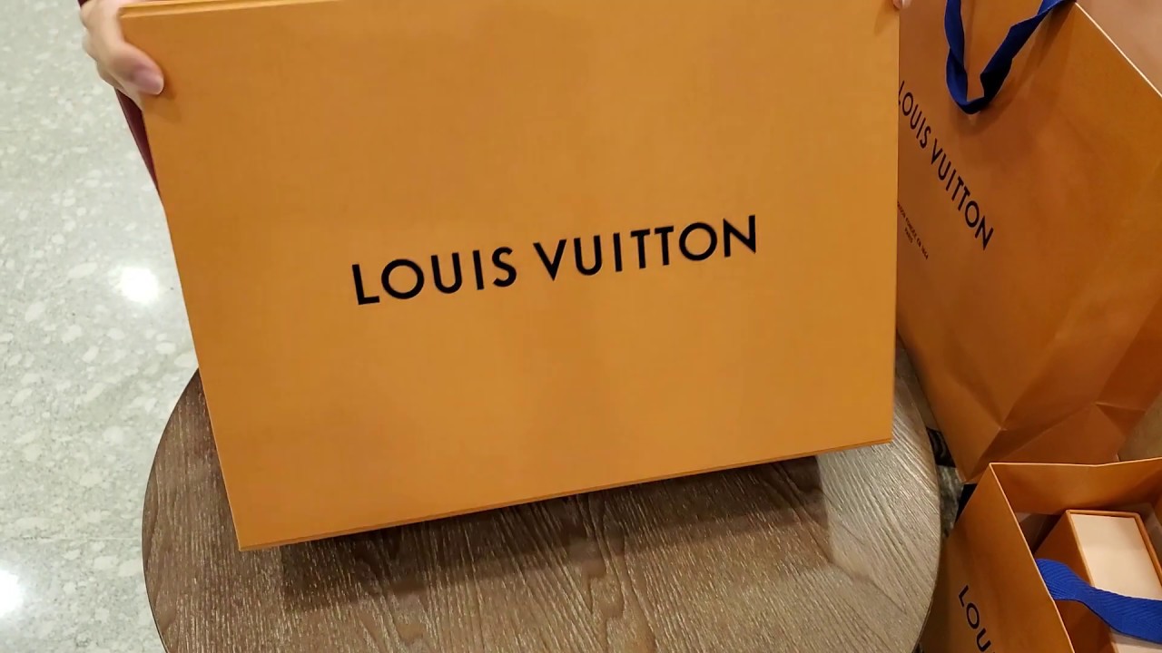 Louis Vuitton monogram SOFT TRUNK UNBOXING - YouTube