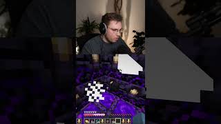 Ohnepixel meets the dumbest griever in DonutSMP😂