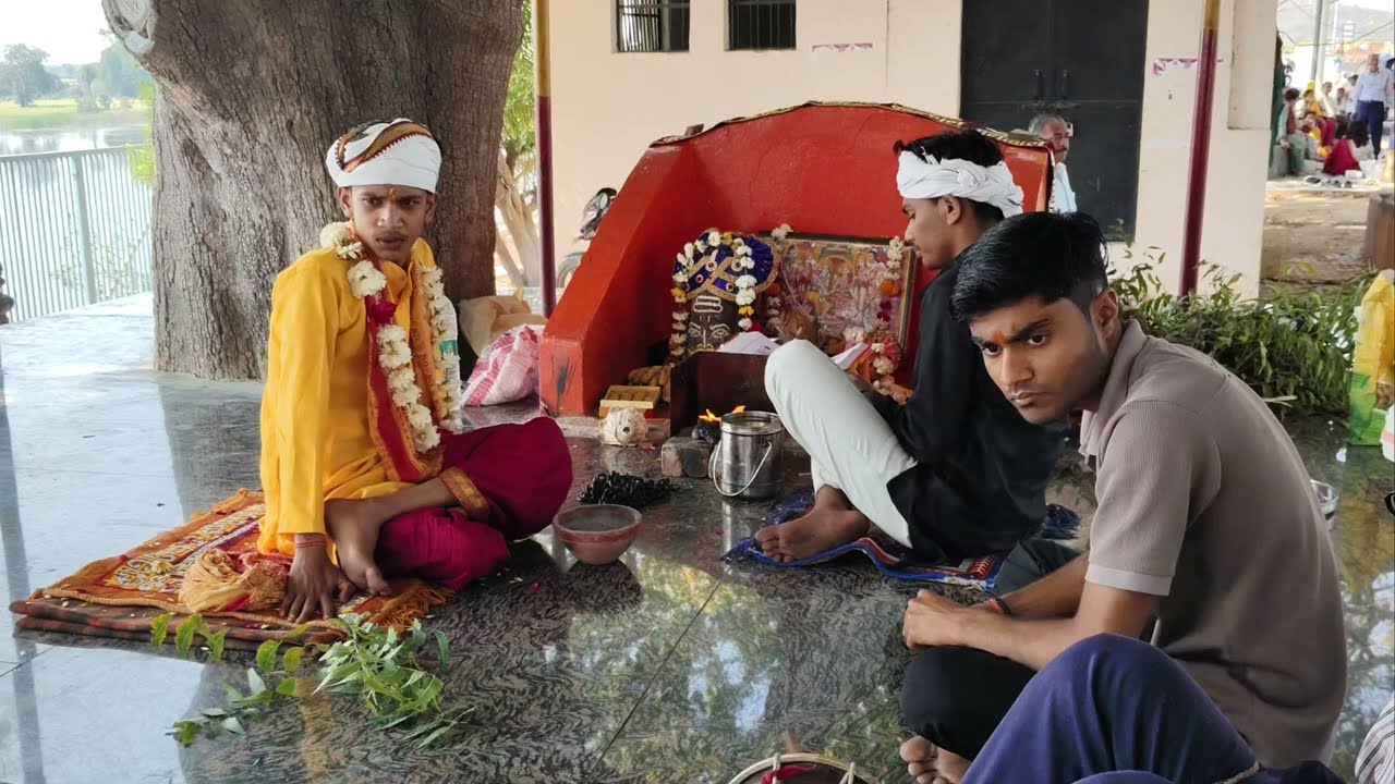 धाम में आई महिला कई सालों से थी परेशान  खाती बाबा ने दिया आशीर्वाद  #khatibababijolitalab #bhagwan