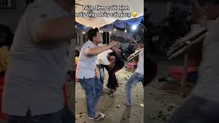 Vào vị trí..