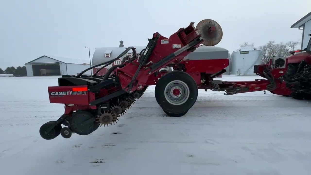 CaseIH Early Riser 1240 - 16R22 Pivot Planter