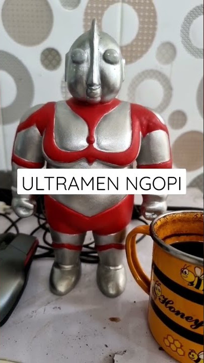 Ultramen Ngopi