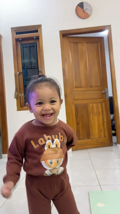 pada nyari laron 😓 #shortvideo #dzilldziaa #cutebaby