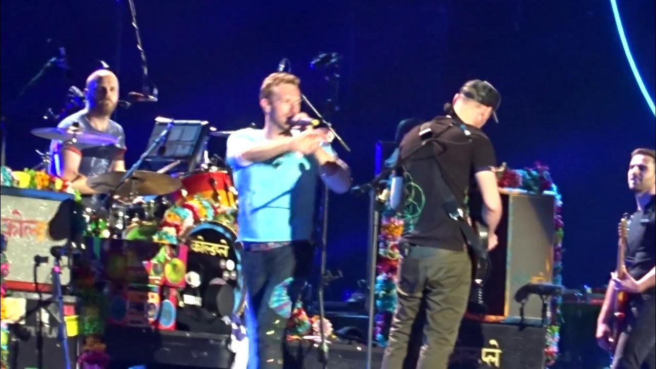 Coldplay All I Can Think About Is You übersetzung Coldplay "All I Can Think About Is You" 19.04.17 Tokyo Dome - YouTube