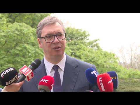 Uzivo - Pariz, obracanje medijima predsednika Srbije