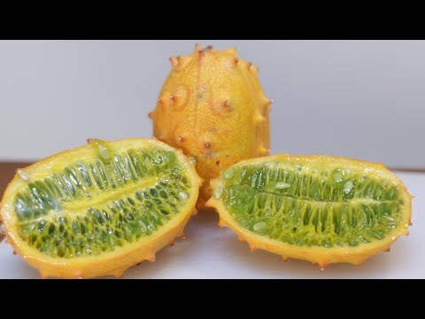 Video: Kiwano Horned Fruit: Dyrkningstip og info om pleje af gelémeloner