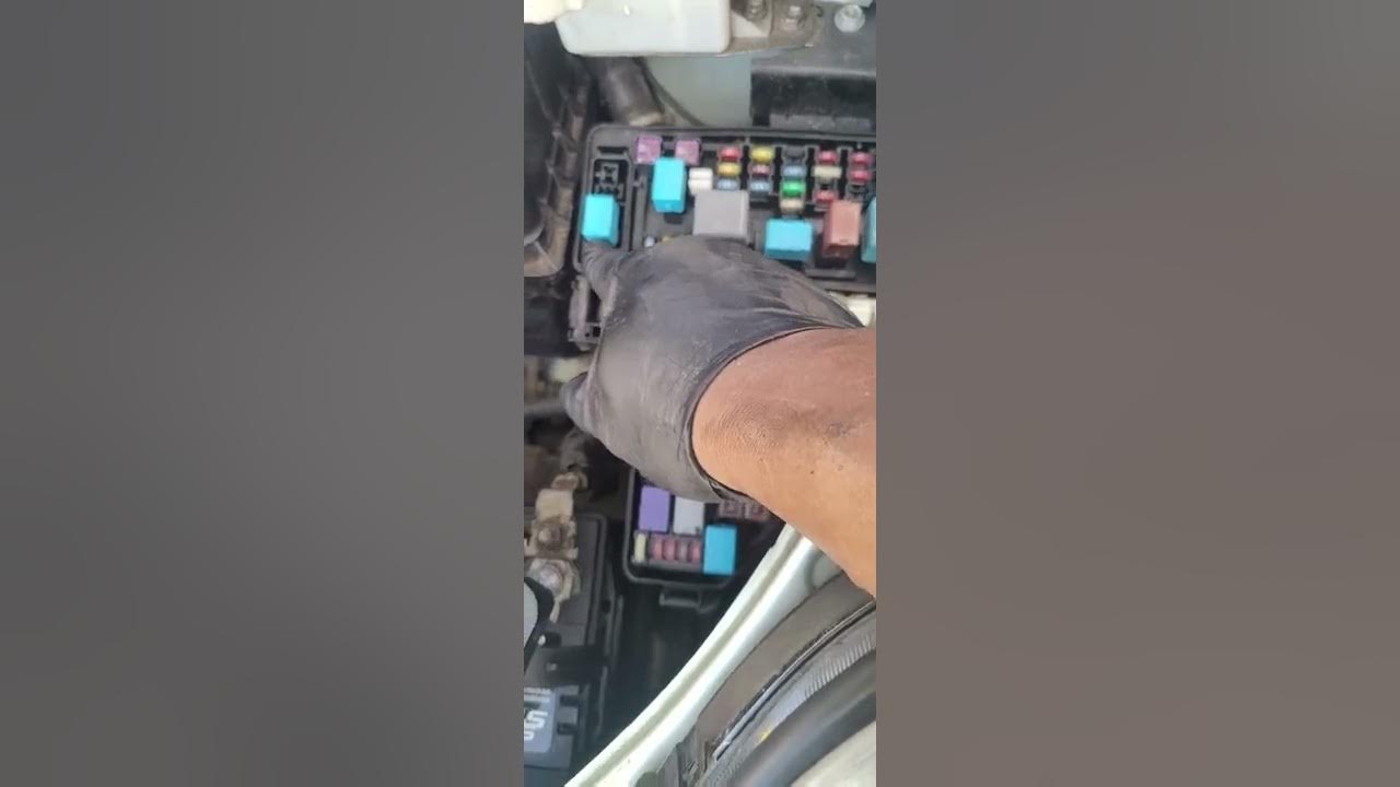 Toyota Sienna 2008 check engine codes p0031, p0051, VSC and TRAC OFF