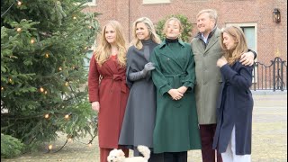 Dutch royals send their Season's greetings  posing at the palace's Christmas tree