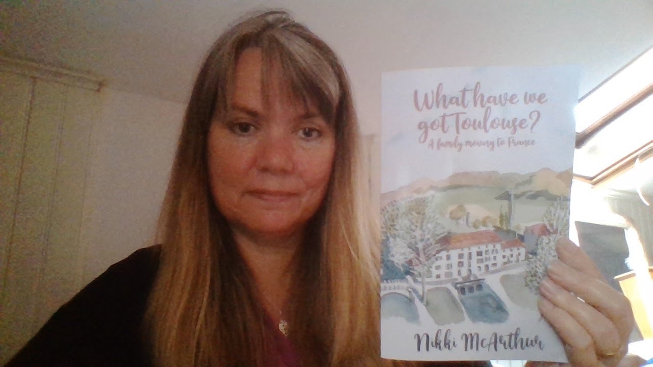 A family moving to France - Chapter 1 A family in England