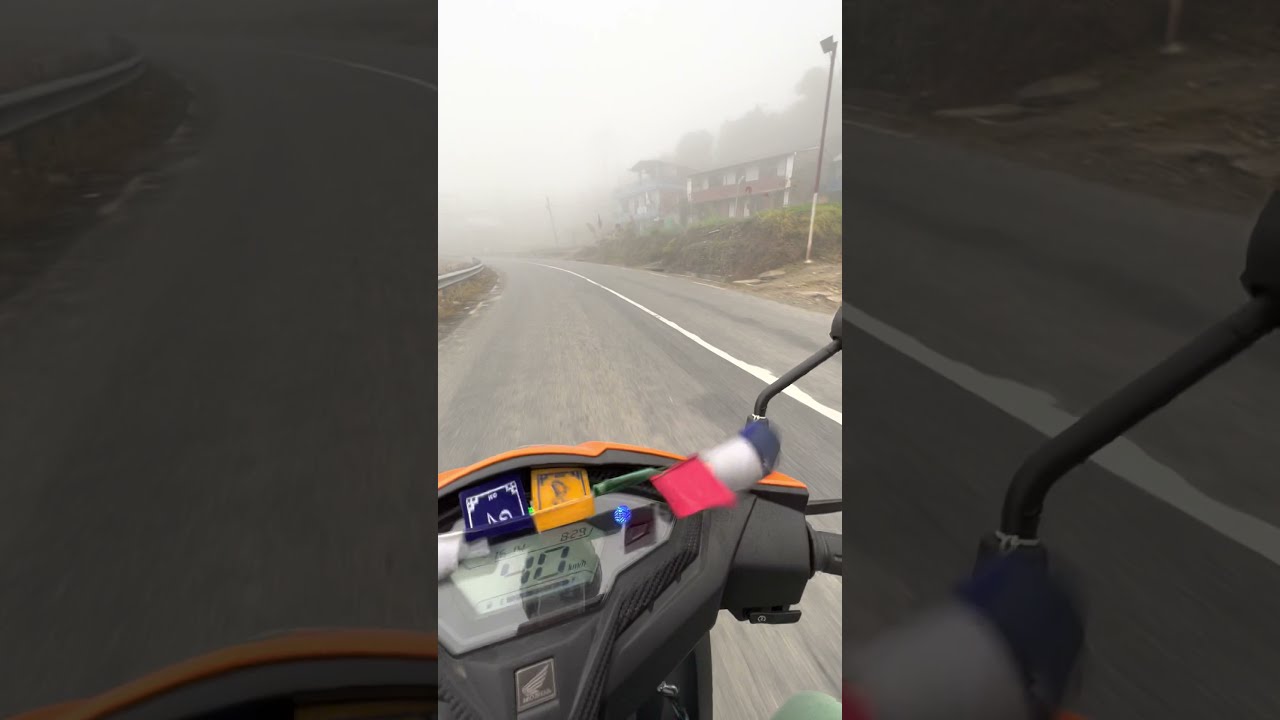 Kaski Naudada foggy morning