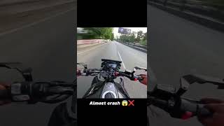 Almost crash 😞 #viral #almostcrash #motovlog #xtreme125r #shortsfeed