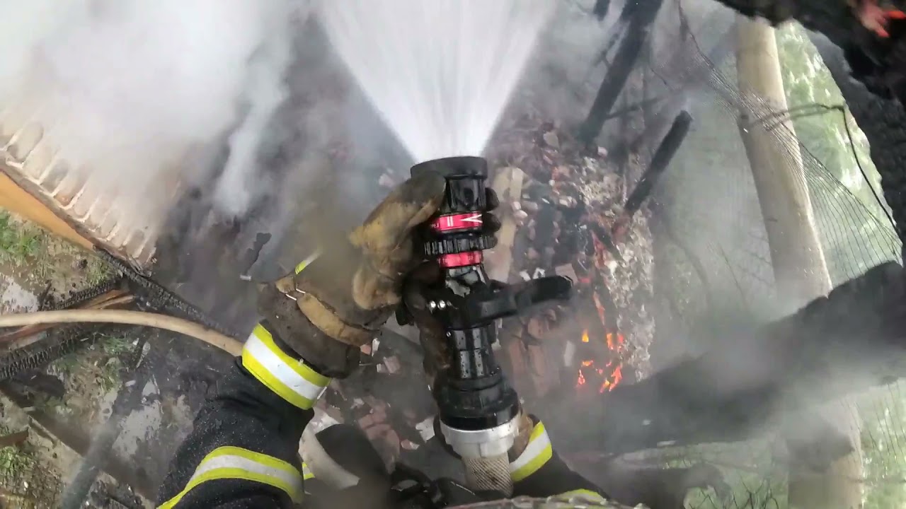 Vatrogasci Sveta Nedelja-Santa Domenica Firefighters-Požar pomoćnog objekta