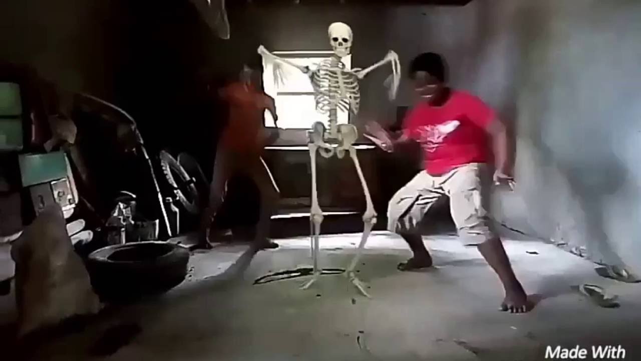 funny dance skeleton - YouTube