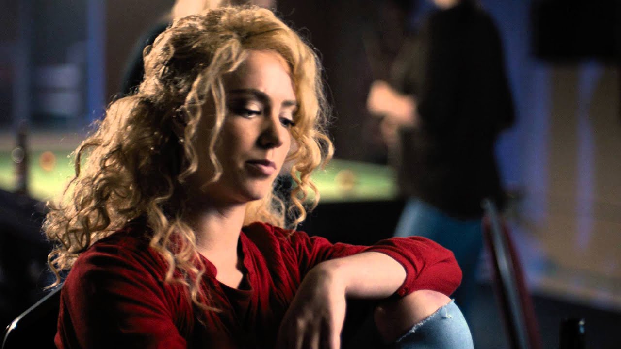 Serial Thriller Chameleon Cast