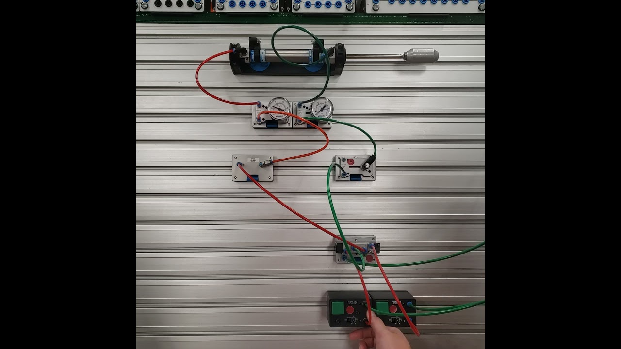 Fluid power lab 3 meter in