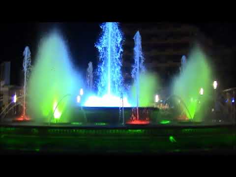 Светящийся фонтан (Fuente Lluminosa) в Салоу (Испания) Illuminated Fountain. Spain - Salou