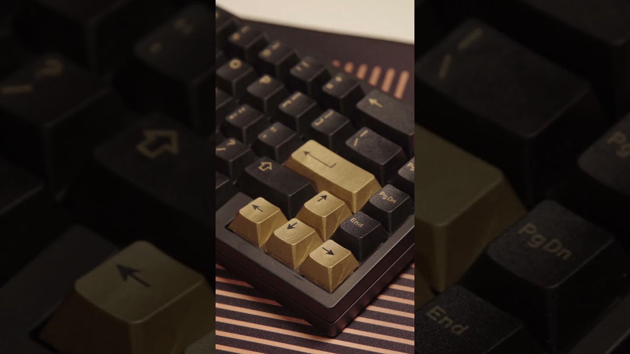GMK Black and Gold Keycaps in Direct Light ? - YouTube