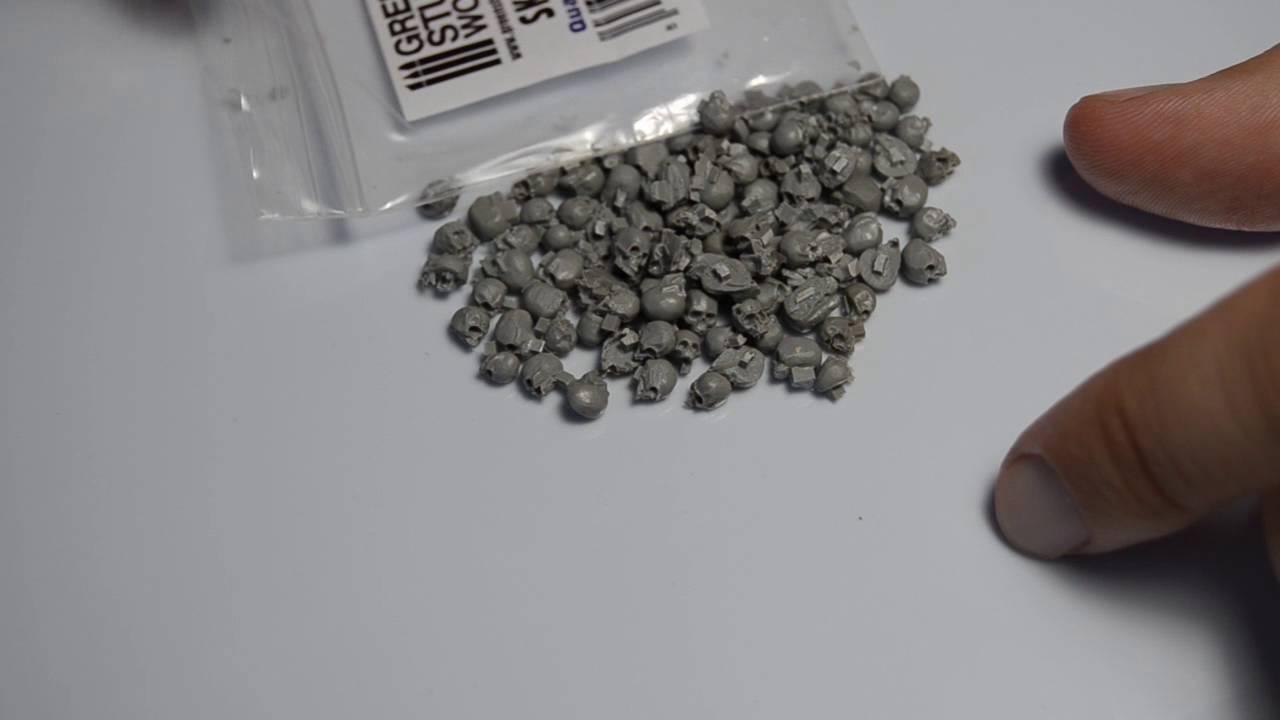 Unboxing - Green Stuff World SKULLS