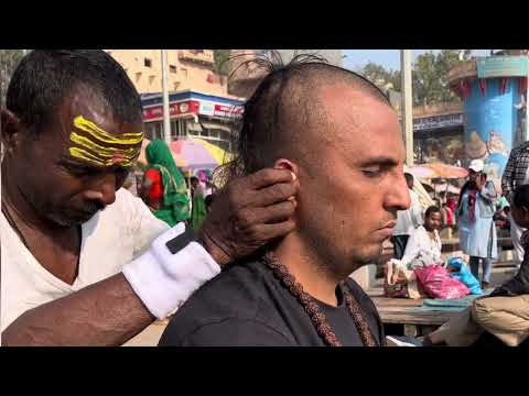 Indian Ancient Street Massage Holy City Varanasi | Street Barber asmr  💈