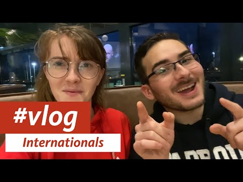 #VLOG | International students Clara and Okan take a tour of the Radboud Sports Centre